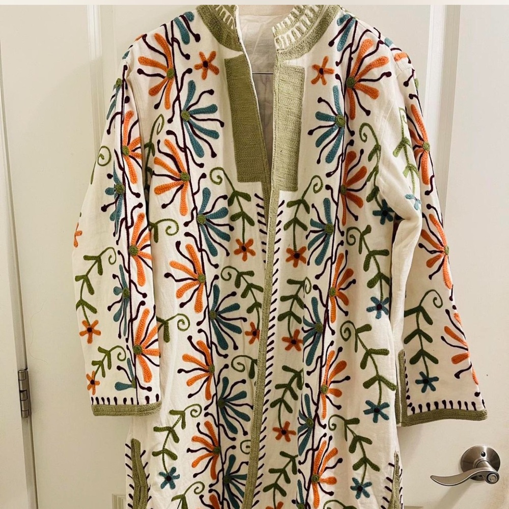 Embroidered Floral Long Sleeve Jacket